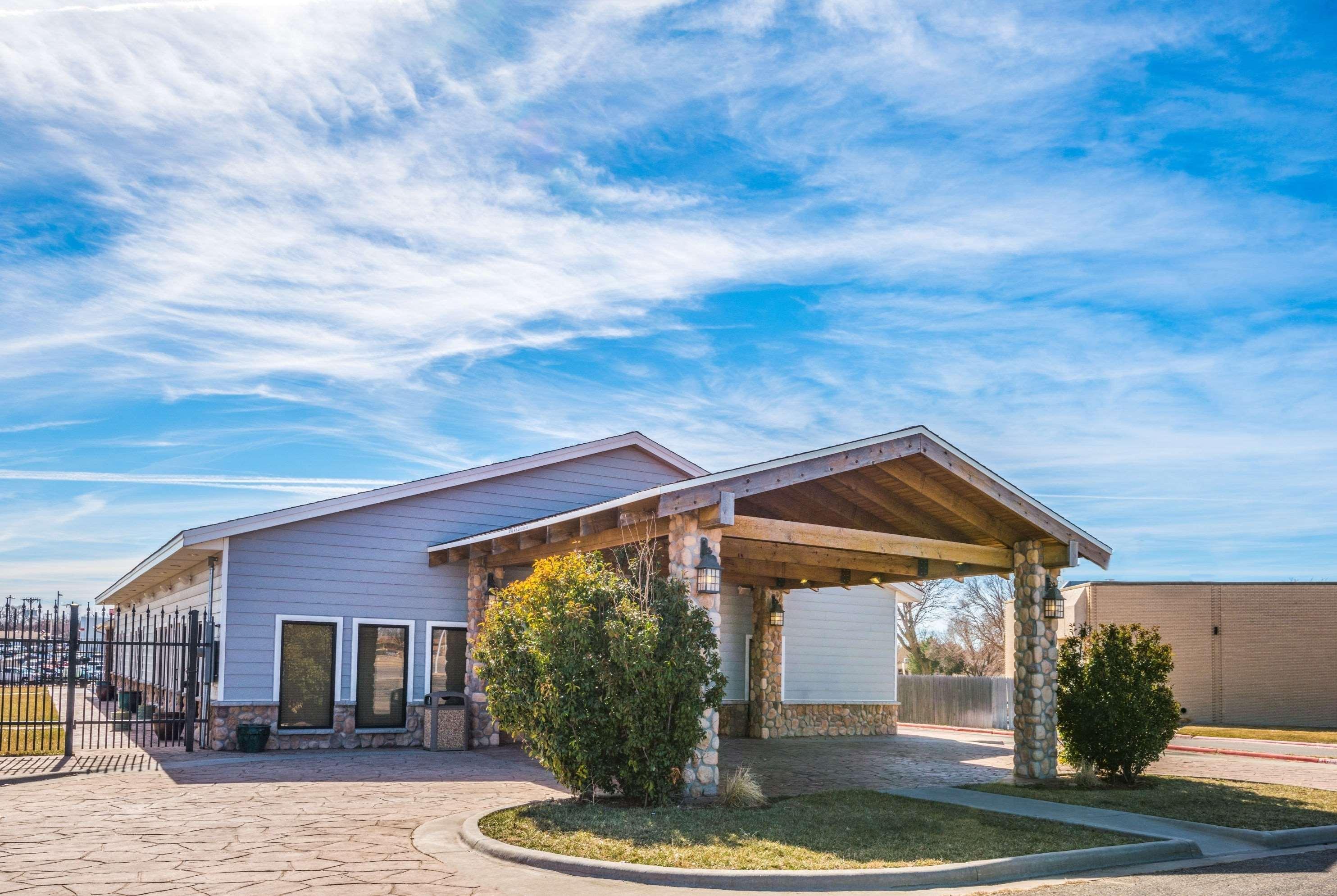 Americinn By Wyndham Pampa Event Center Exterior foto